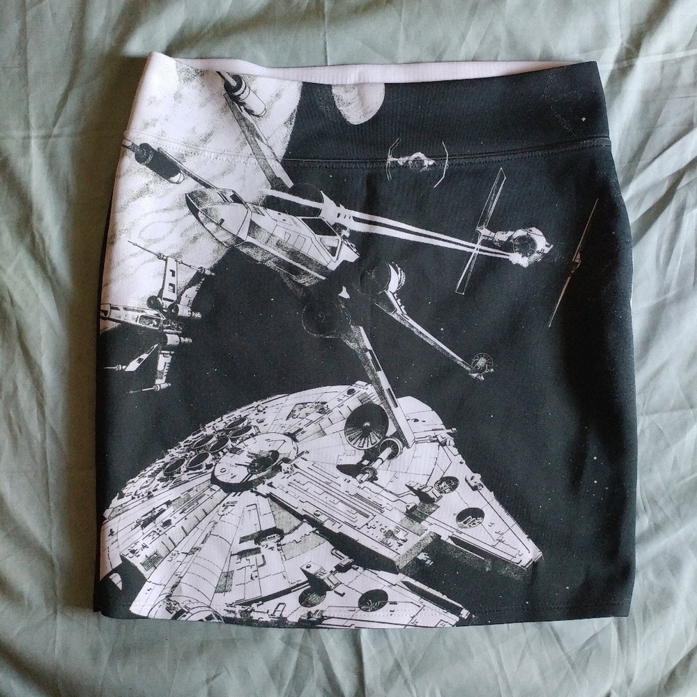 Her Universe Star Wars skirt